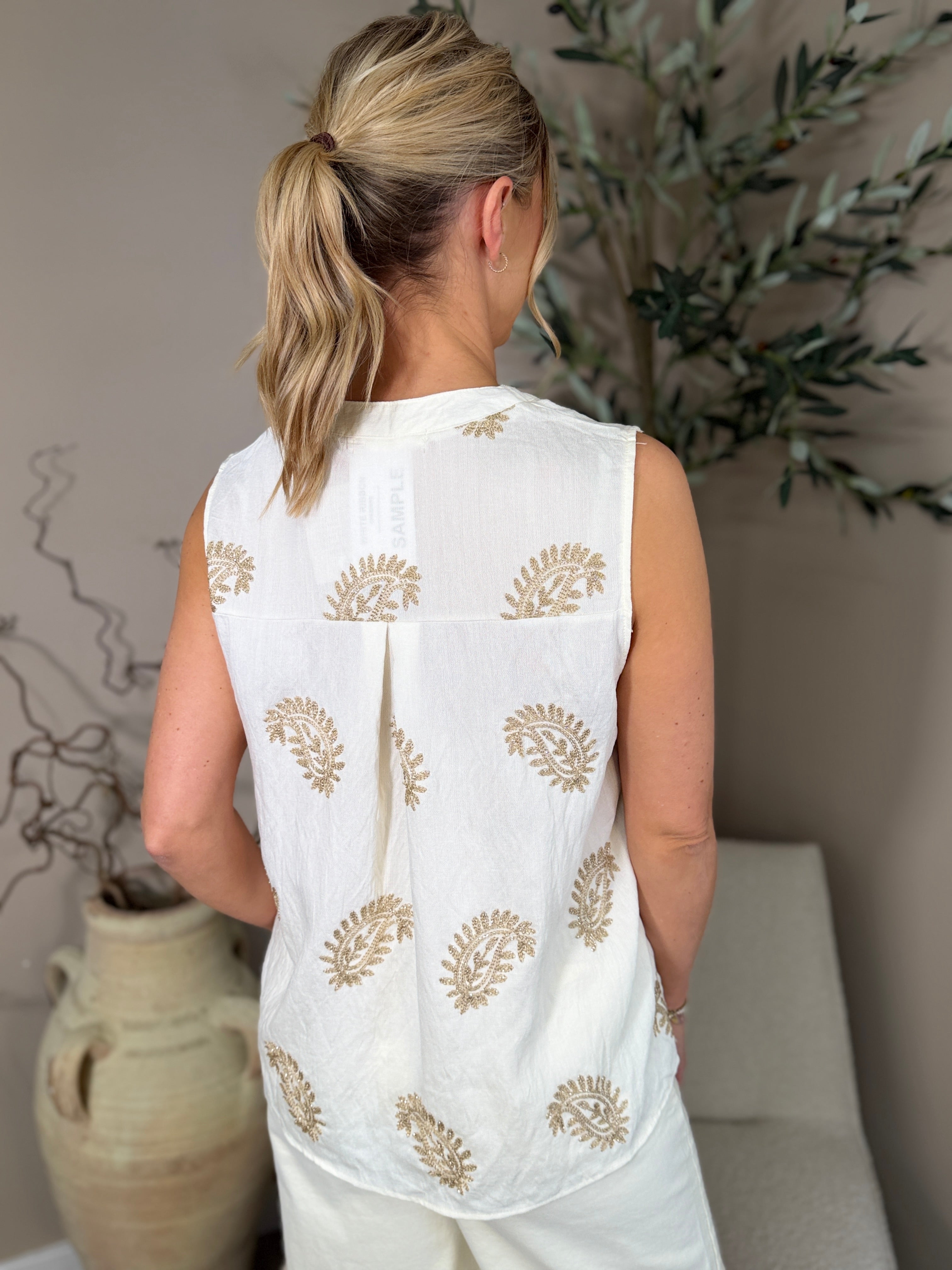Capri Embroidered Top