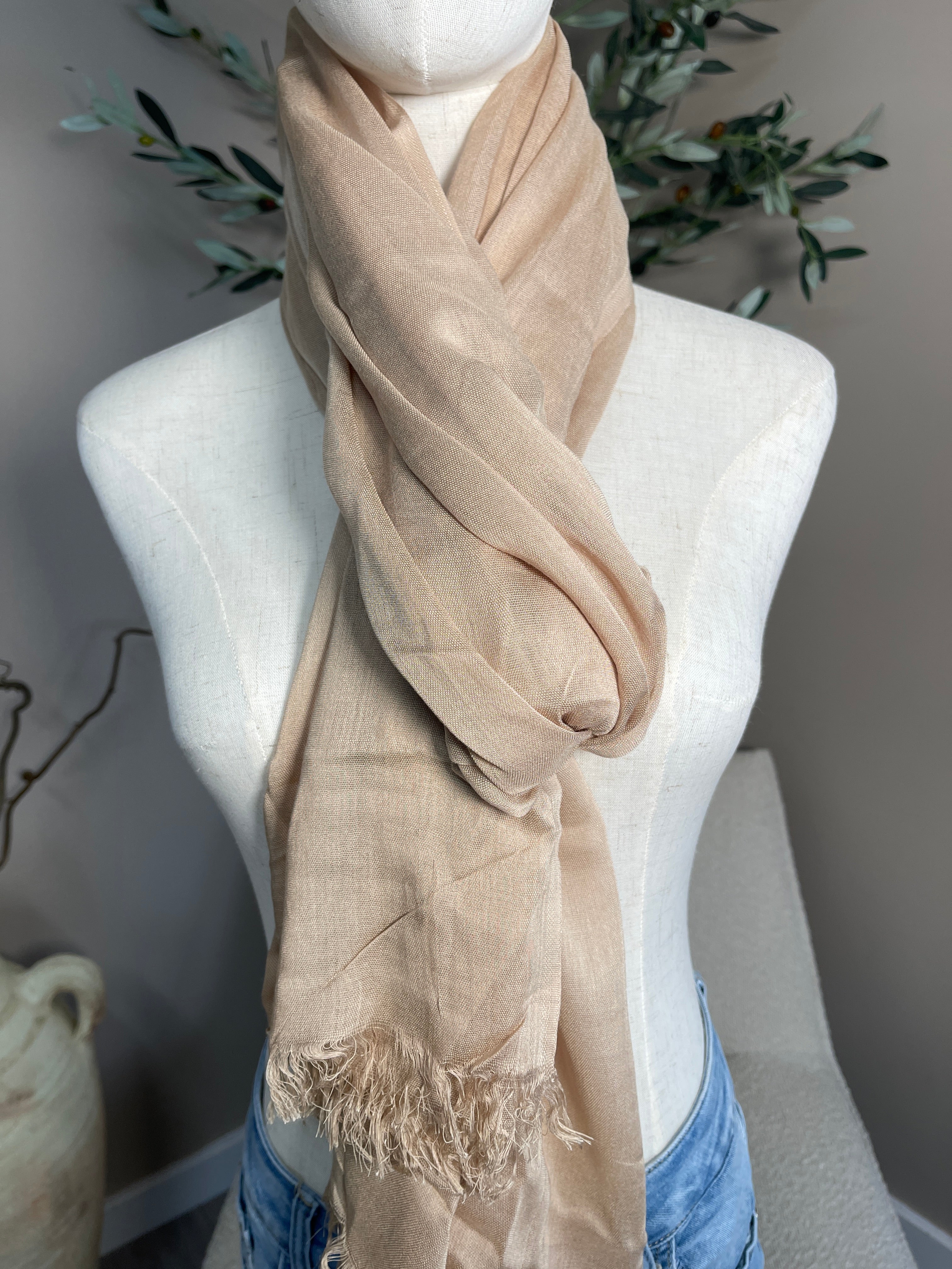 Hamptons Lightweight Scarf
