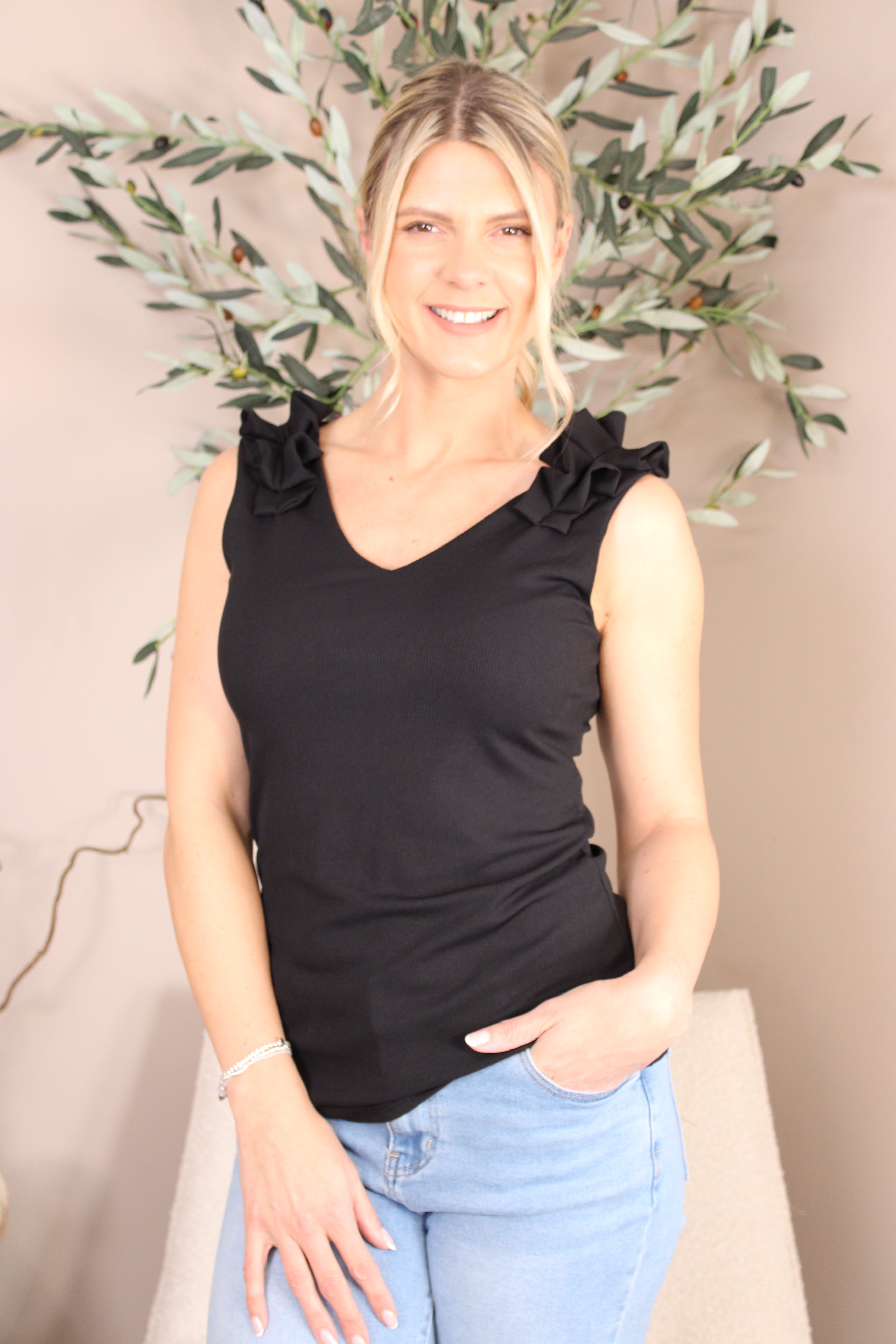 Milan Frill Shoulder Vest